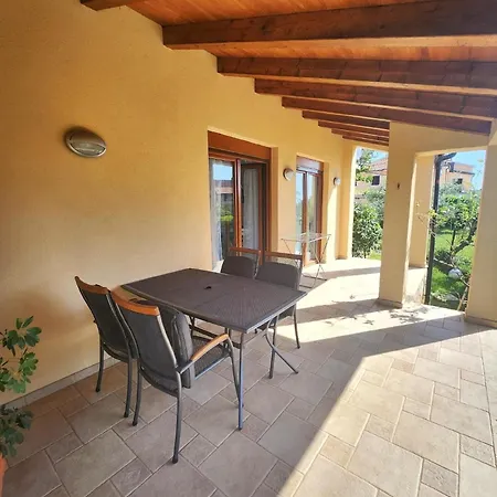 Apartment Fuer 4 Personen Ca 75 Qm In Porec, Istrien Istrische Riviera Porec