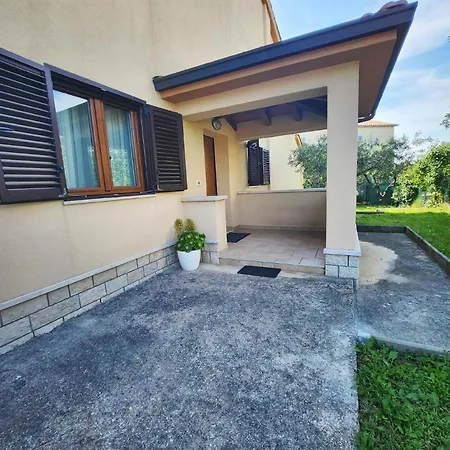 Fuer 4 Personen Ca 75 Qm In Porec, Istrien Istrische Riviera Apartment Porec