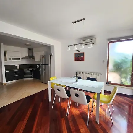 Fuer 4 Personen Ca 75 Qm In Porec, Istrien Istrische Riviera بوريتش